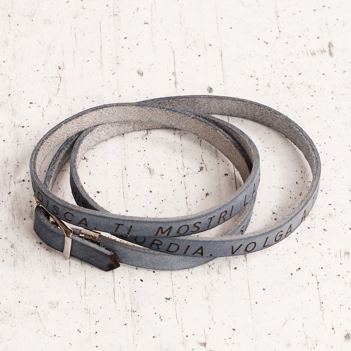 Bracciale in cuoio con benedizione di S. Francesco