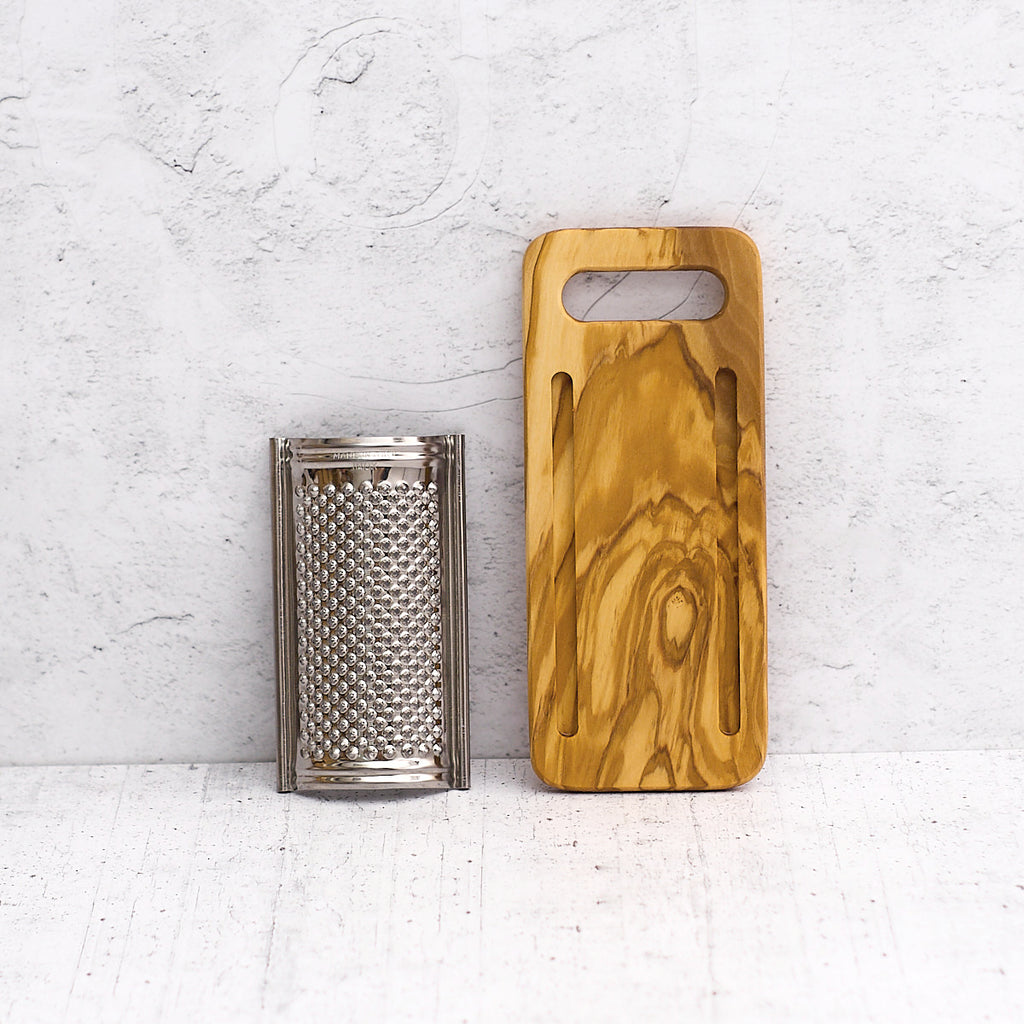 Flat olive wood grater
