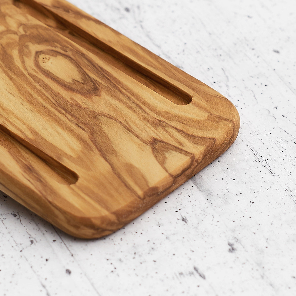 Flat olive wood grater