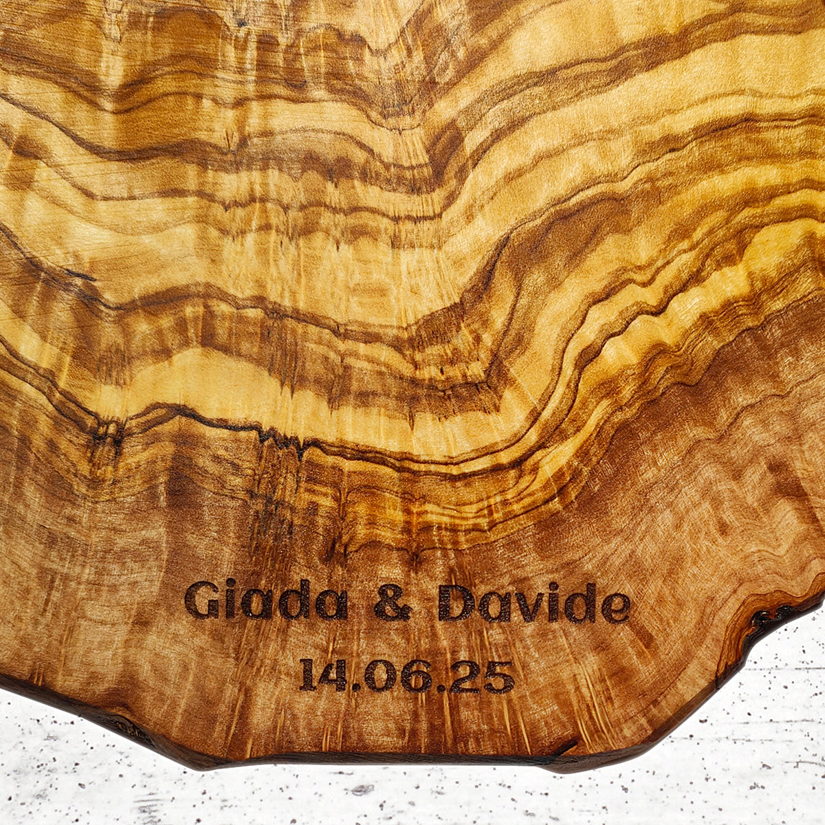 Tagliere rustico senza manico in legno di Ulivo