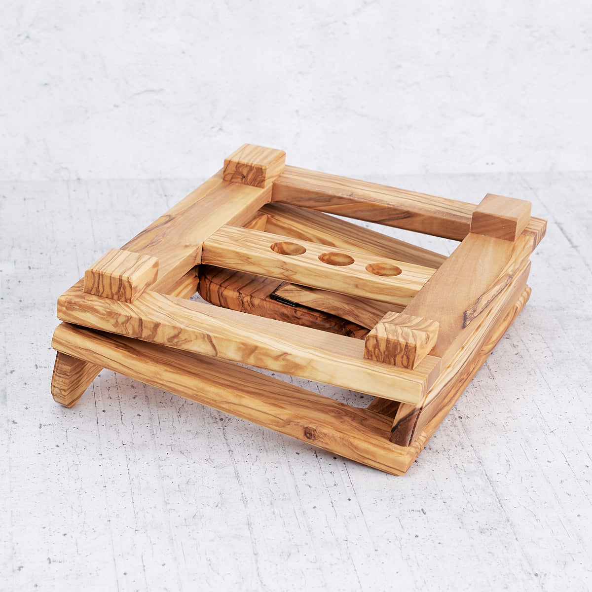Tau wooden lectern