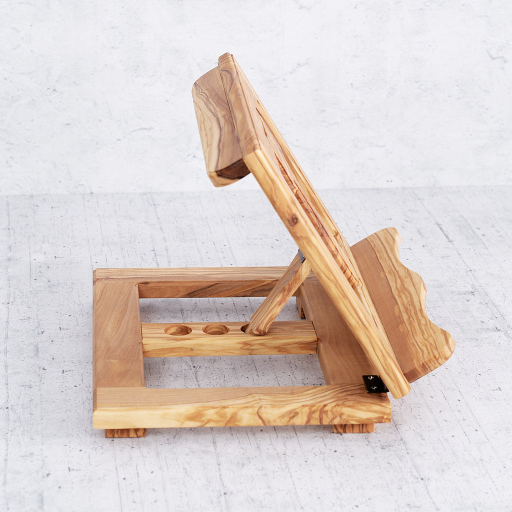 Tau wooden lectern