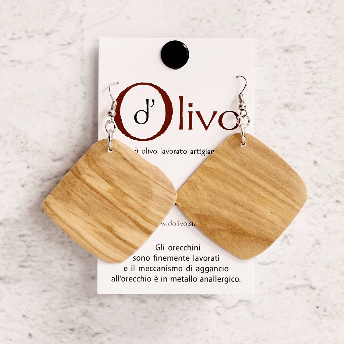 Orecchini in legno di olivo Paola