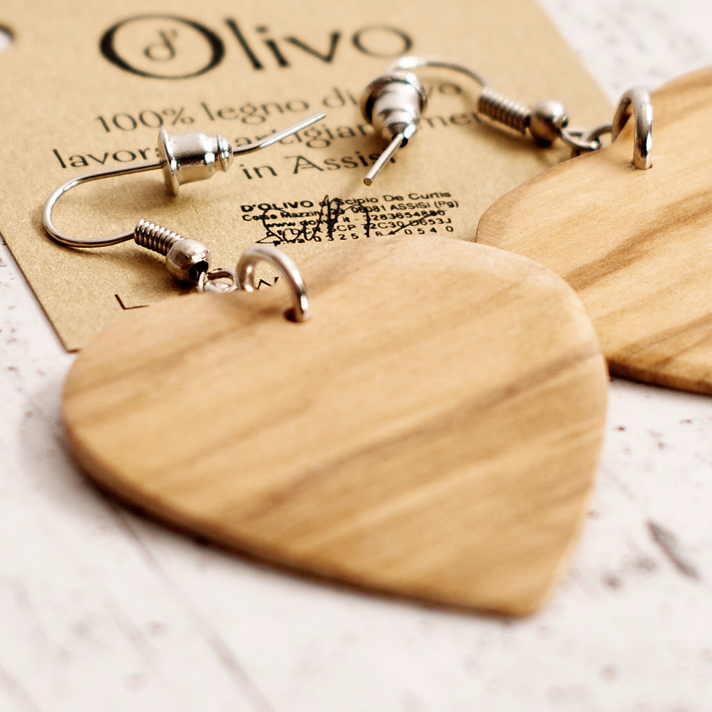 Orecchini in legno di olivo Gaia
