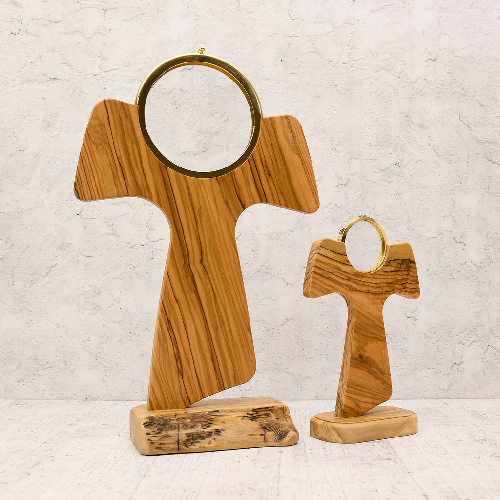 Gold-plated metal Tau Ostensorium of Saint Francis with olive wood