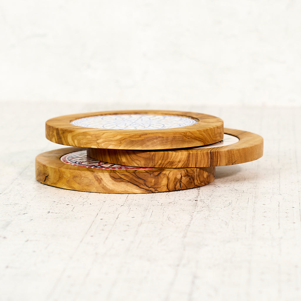 Coaster - olive wood and ceramic coaster