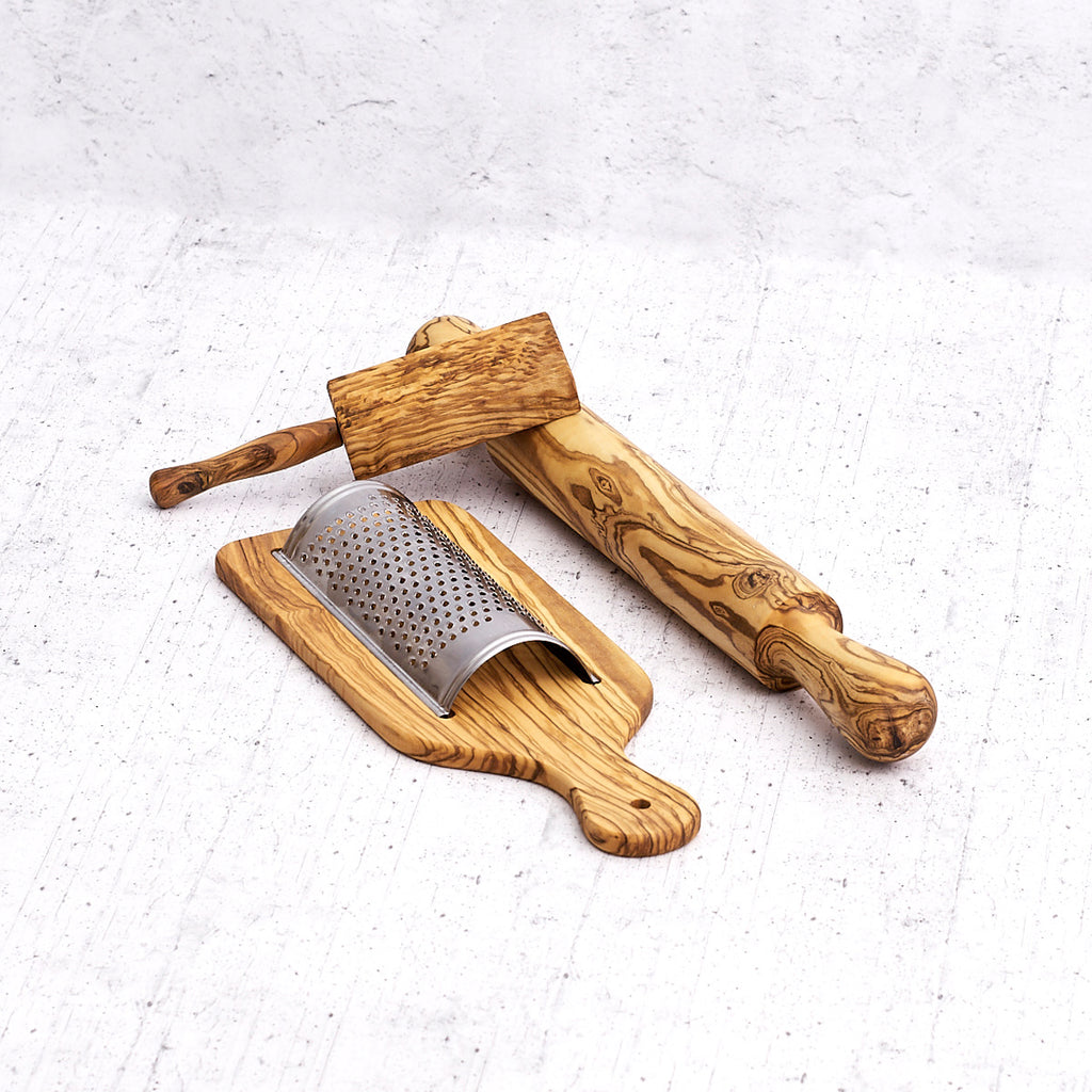 "Homemade pasta" olive wood set