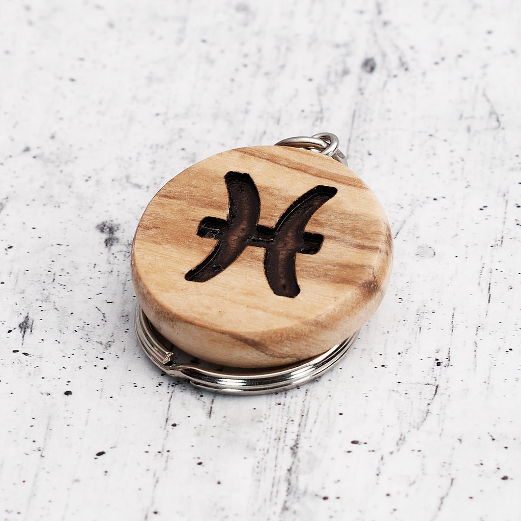 "Pisces" zodiac sign keychain